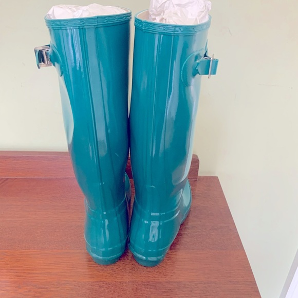 NWOT Rain boots by Hunter - Picture 3 of 4